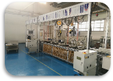 Effective semi-automatic busbar assembly line clamping mechanism